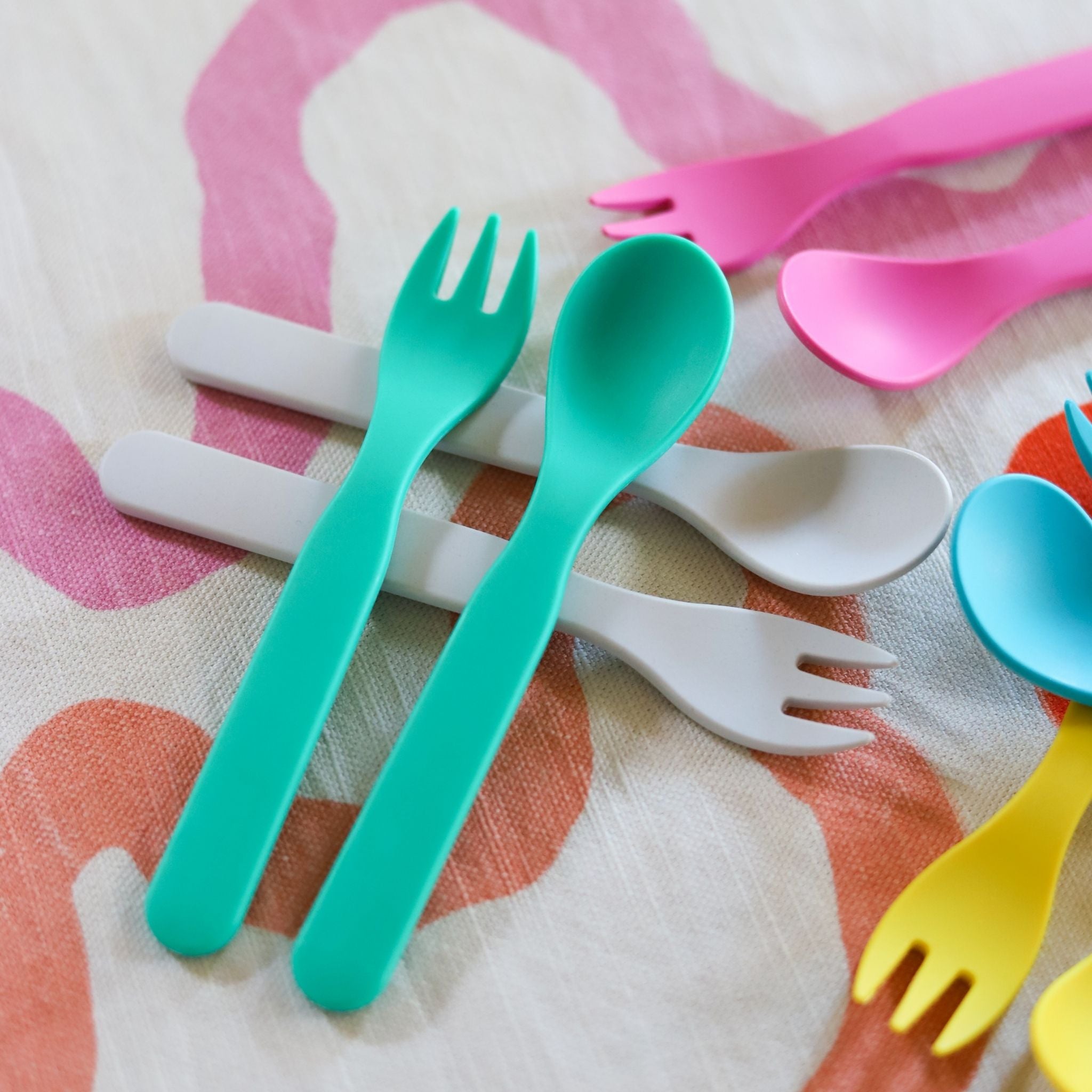 Kids Plant Based Cutlery Bundle | Includes 3 Forks & 3 Spoons | Bobo & Boo